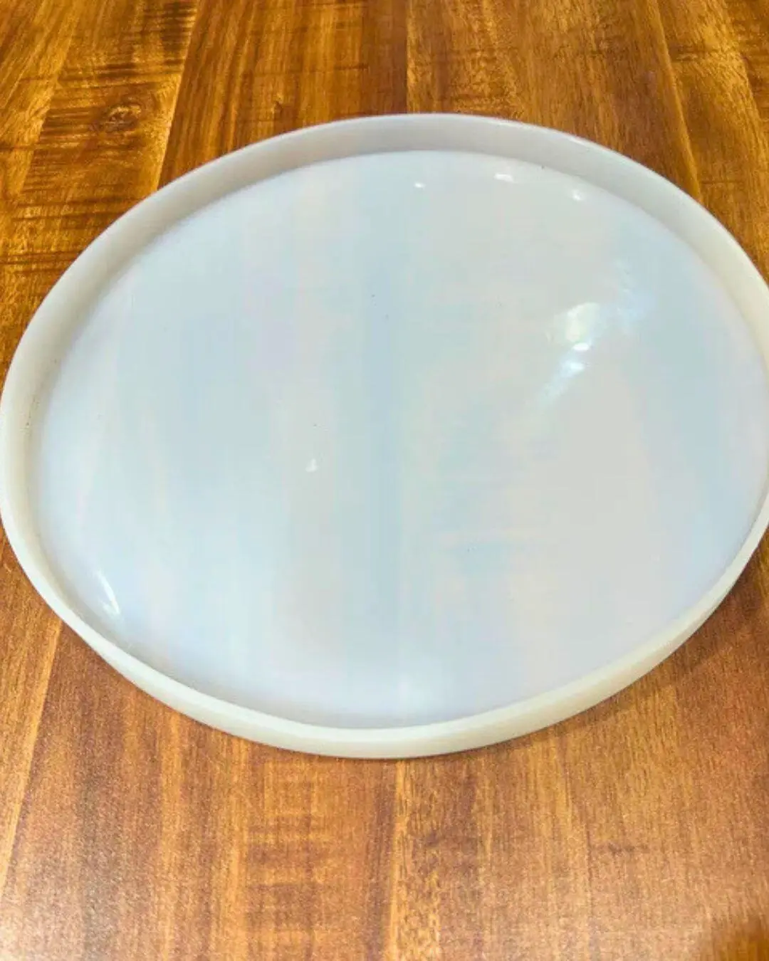 Untitled-design-2025-05-27T103802.513-1 14 Inches Plane Round Table Top Silicon Mold - Image 1